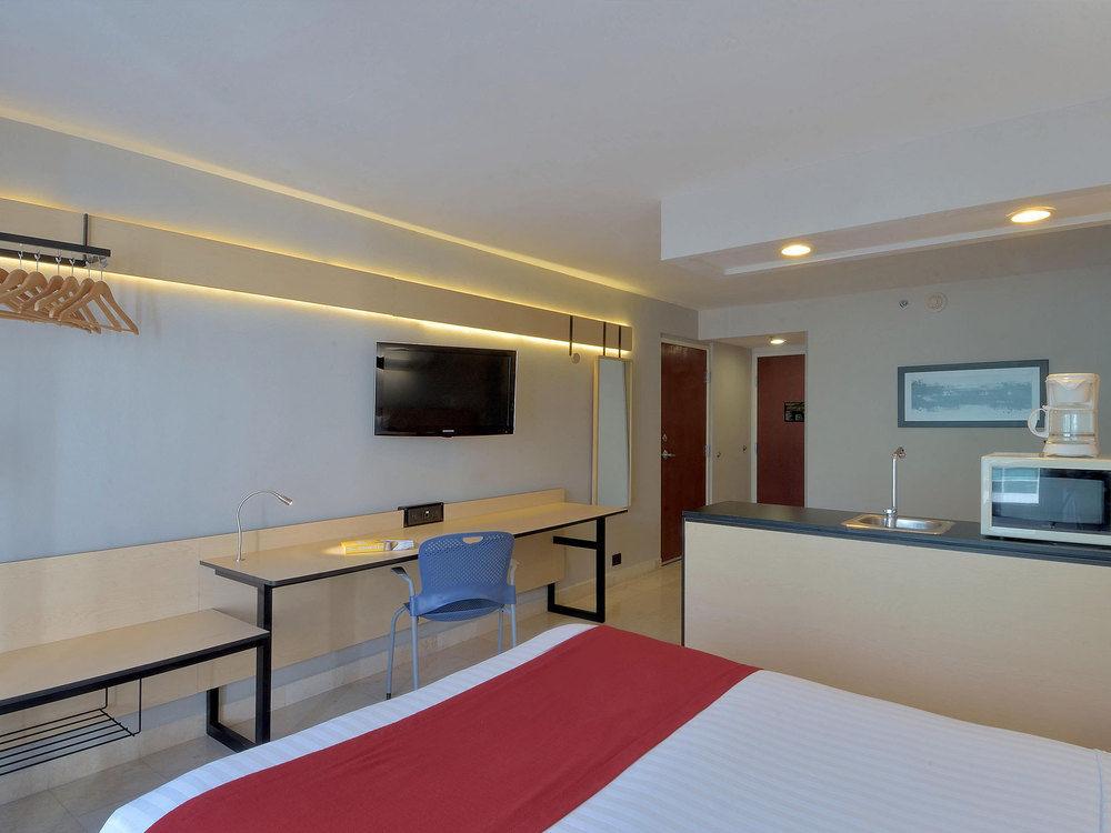City Express By Marriott Cancún Buitenkant foto